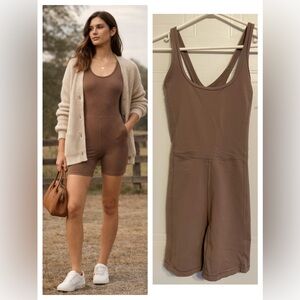 TNA Action Aritzia Sculpt Romper Size M Brown Stretch Athleisure Minimalist
